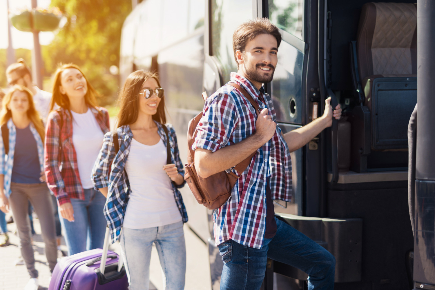 Długa podróż busem – jak się do niej przygotować?